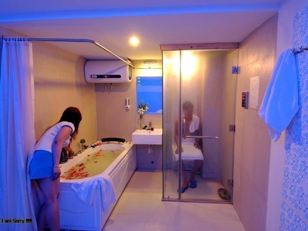 Blue Beach Hotel Danang Екстер'єр фото